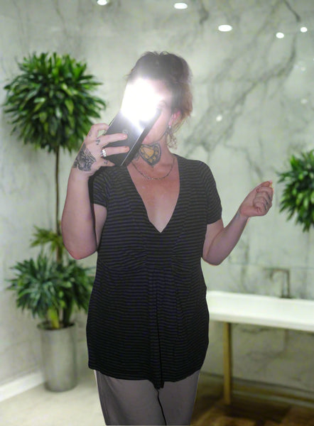 Woman’s Top V-neck Evie Medium Dark Purple 18UK Striped Pattern