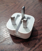 Universal White Folding 240V to USB Charging Plug (Copy)