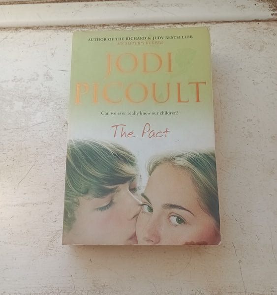 The Pact by bestselling author Jodi Picoult Pb